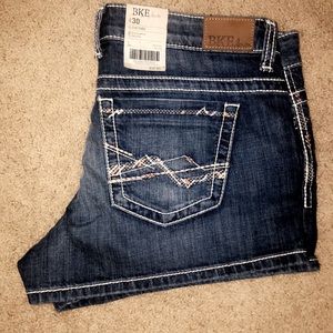 BKE women’s shorts NWT